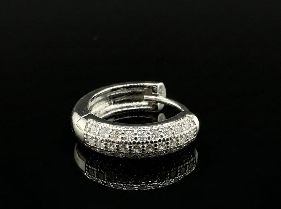 Curved Moissanite Hoop Earrings