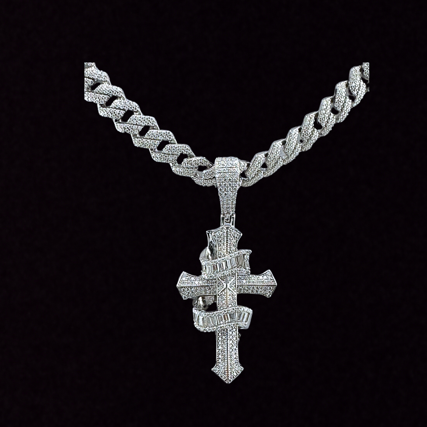 Moissanite in 925 Sterling Silver Cross Pendant