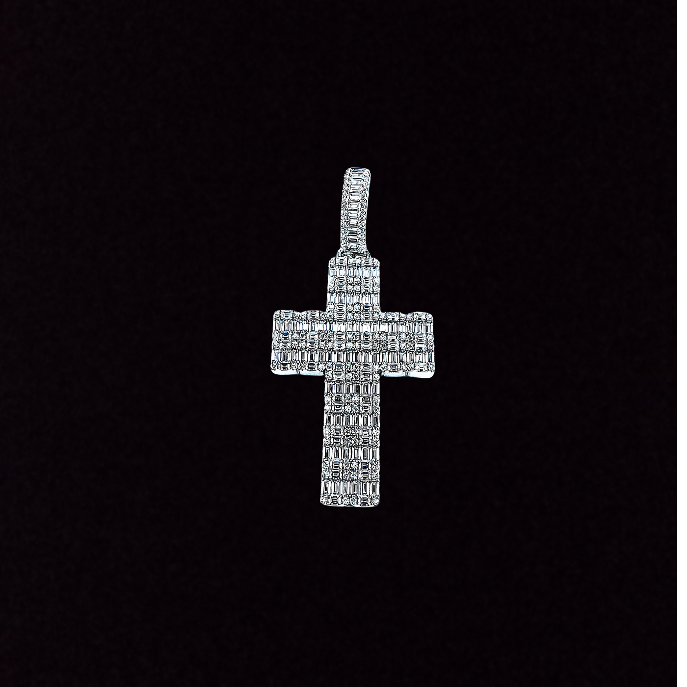 925 Sterling Silver and Moissanite Cross Pendant