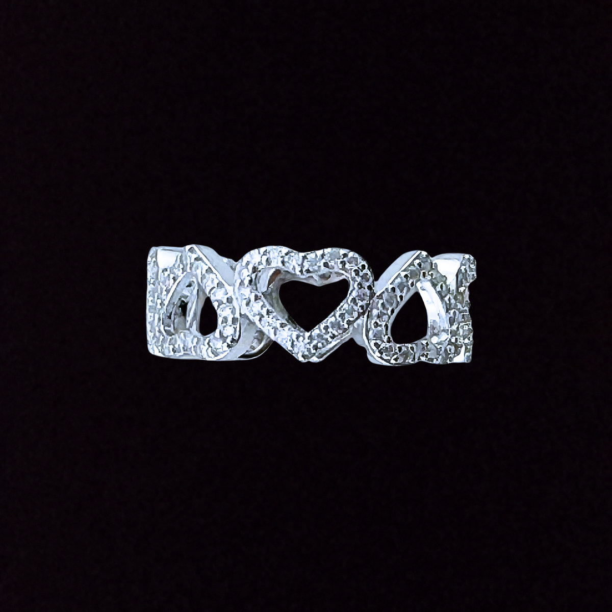 Heart Eternity Moissanite Band
