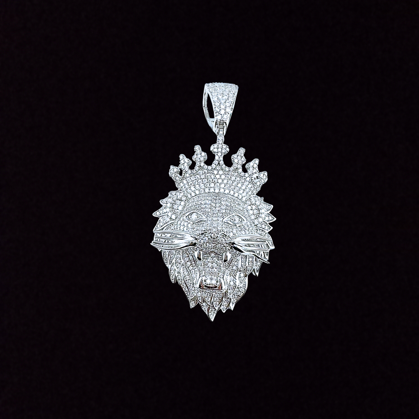 925 Sterling Silver and Moissanite Lion Pendant