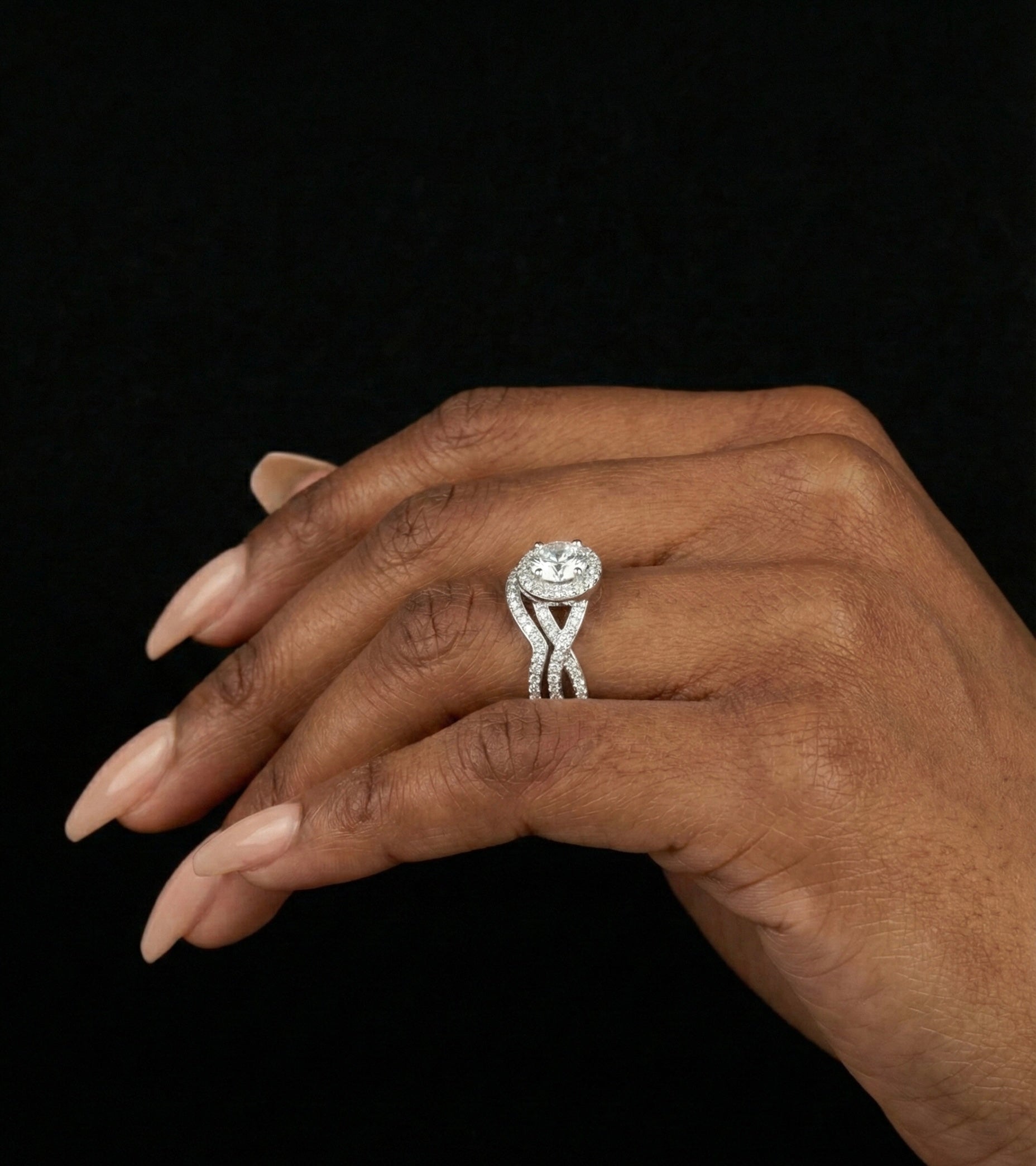 Eternal Twist Round Center HaloMoissanite Wedding/Promise Ring