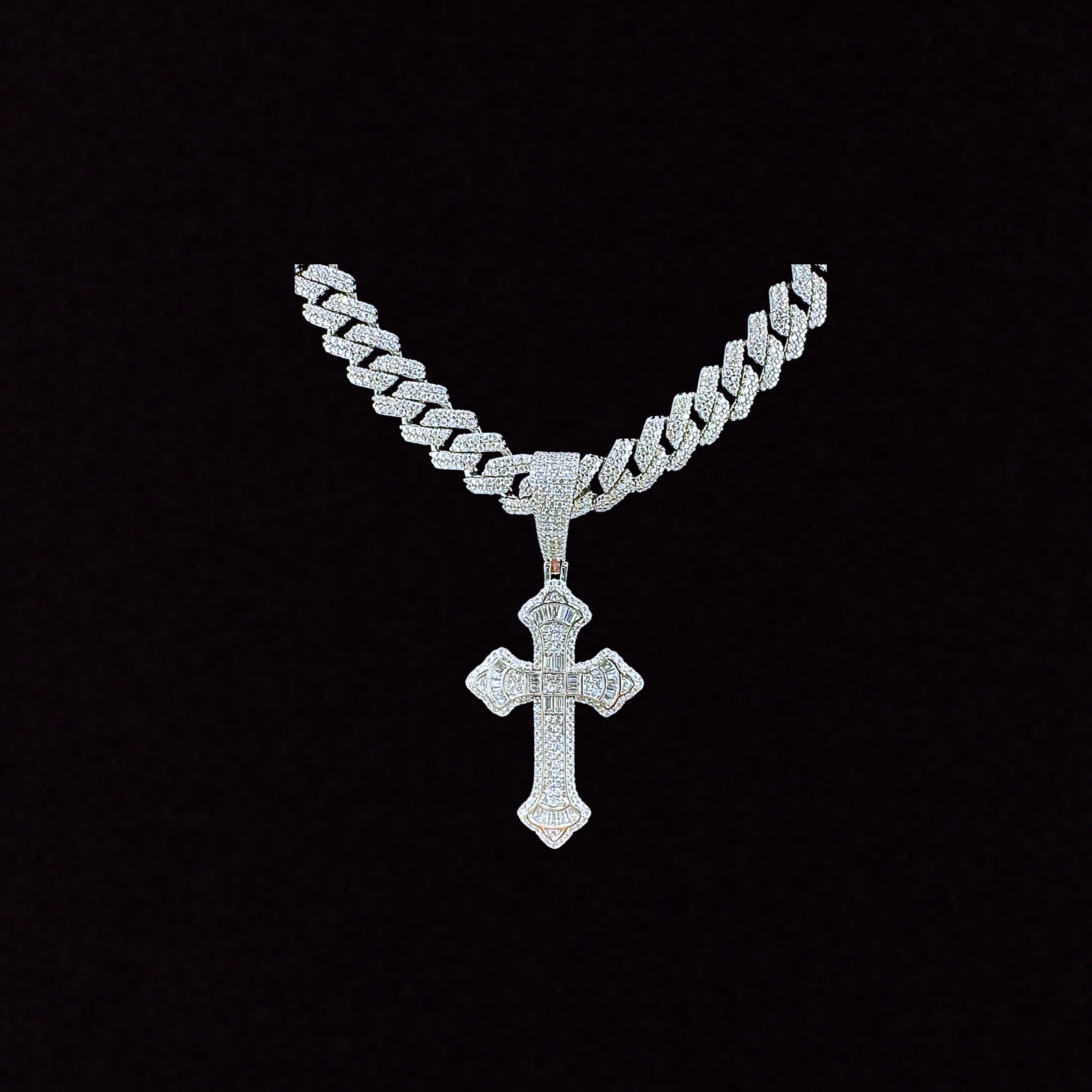 925 Sterling Silver and Moissanite Cross Pendant