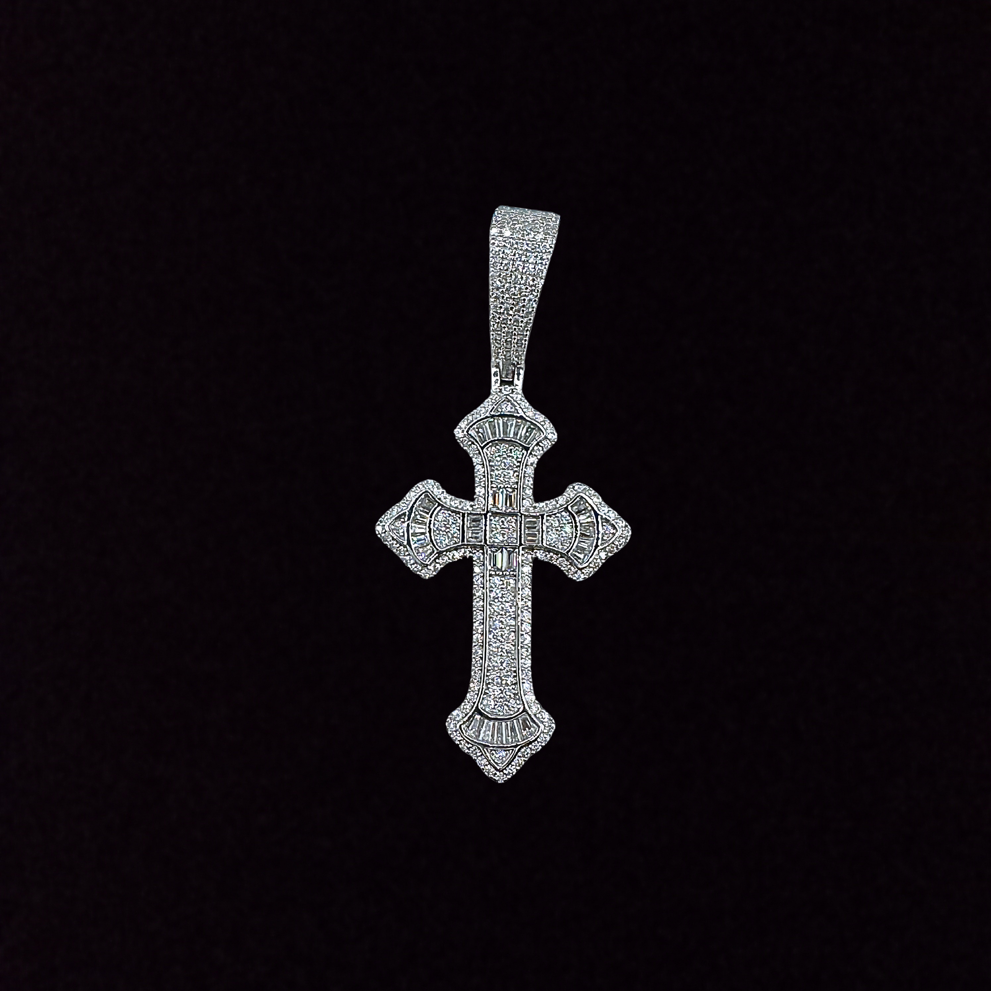 925 Sterling Silver and Moissanite Cross Pendant