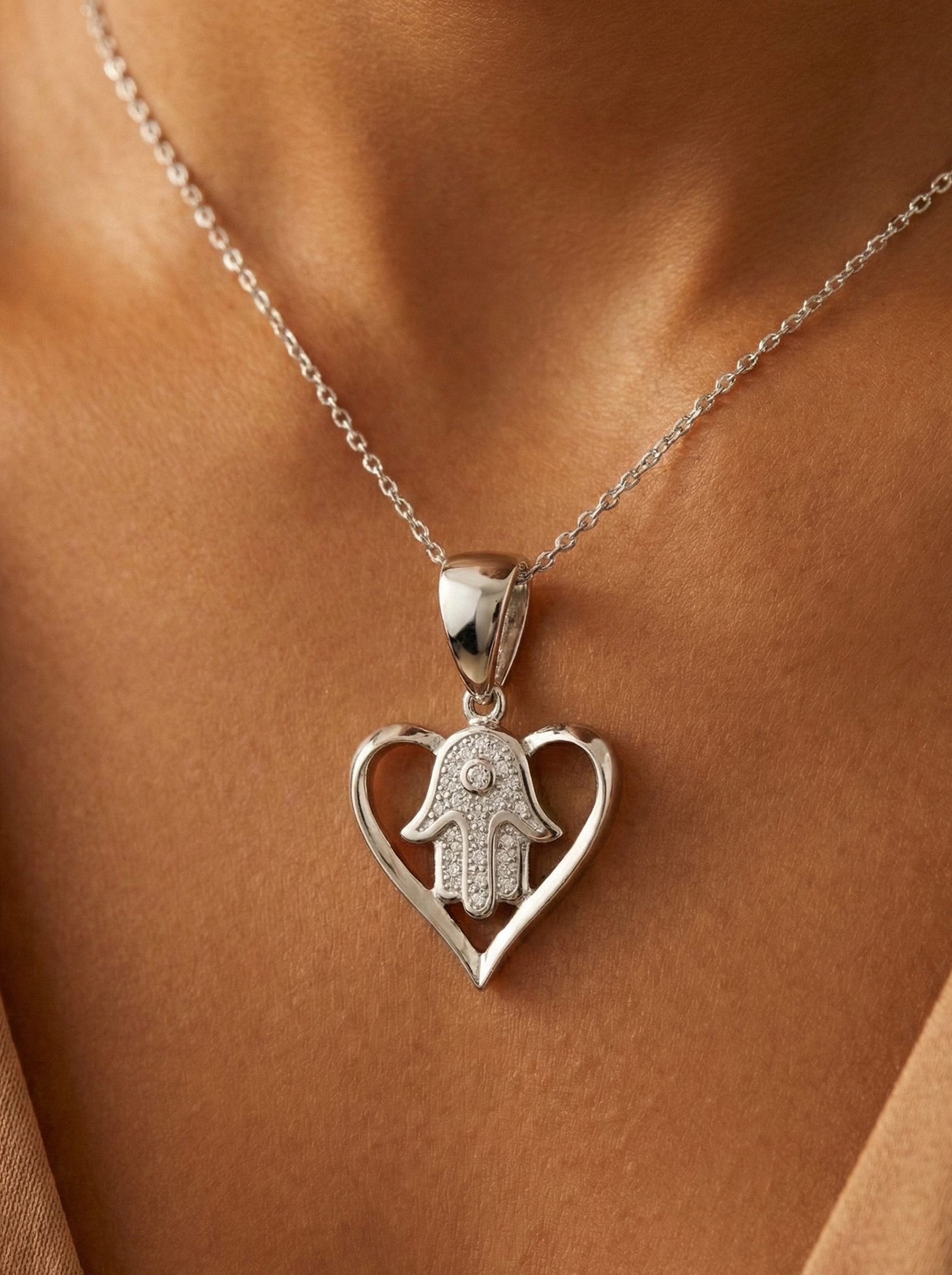 Moissanite Hamsa Hand Pendant