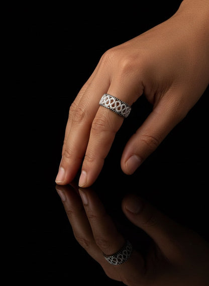 Infinity Curve Moissanite Eternity Band